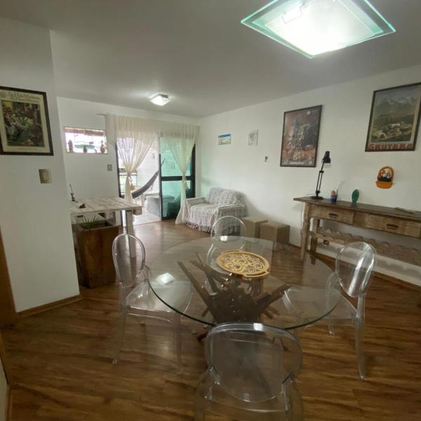Apartamento frente para o mar
