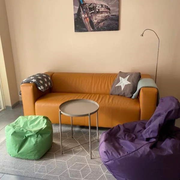 Smögen में, होटल Semesterlägenhet på Smögen med p-plats och Wi-fi