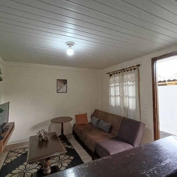 Hospedagem Doce Lar - Casa Girassol - Foto 5