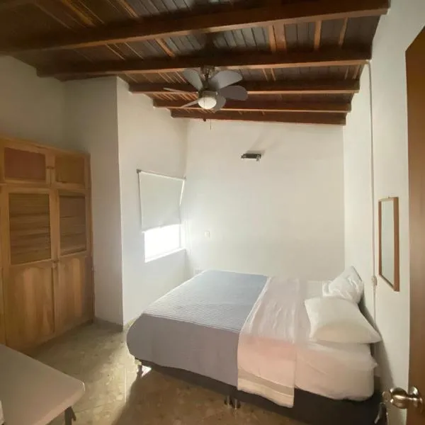 Residencia Dual Retiro Urbano, khách sạn ở Envigado