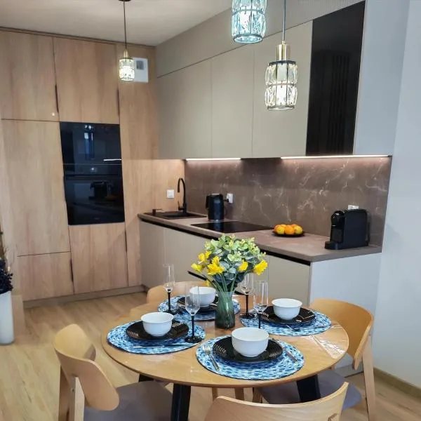 Apartament Zielone Wzgórze 3, hotel in Jelenia Góra