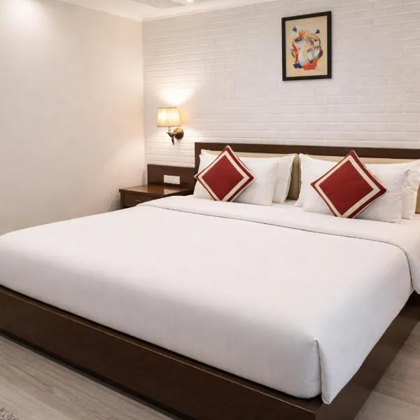 Hotel Diplomat Residency, хотел в Барейли