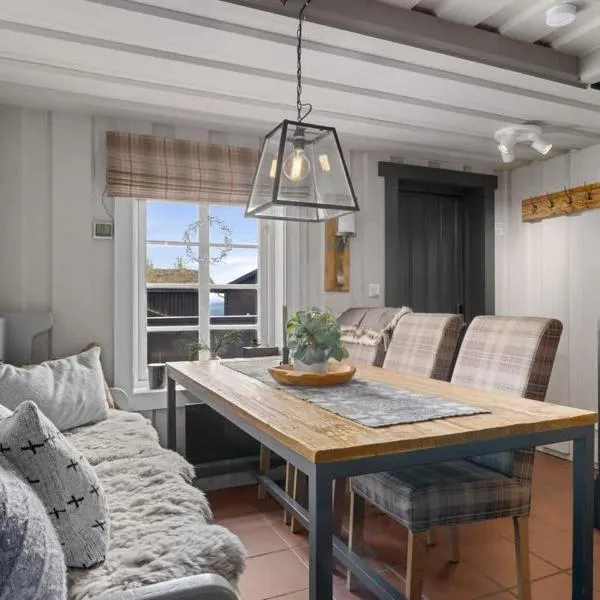 Trysil Ski-in out Timber Lodge with Sauna, hotel a Trysil