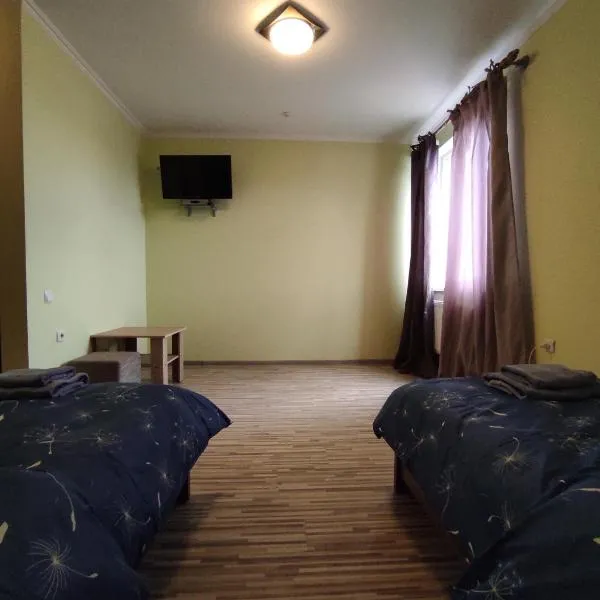 Motel M19, hotel in Lipiny