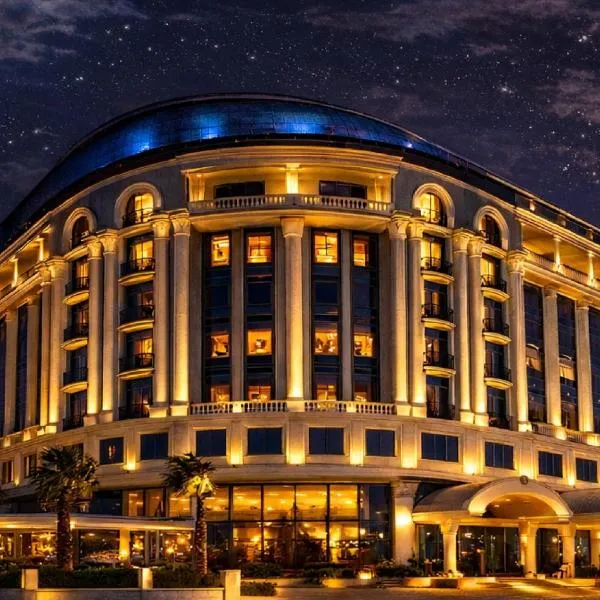 埃澤高級休閒酒店，布呂捷梅傑的飯店