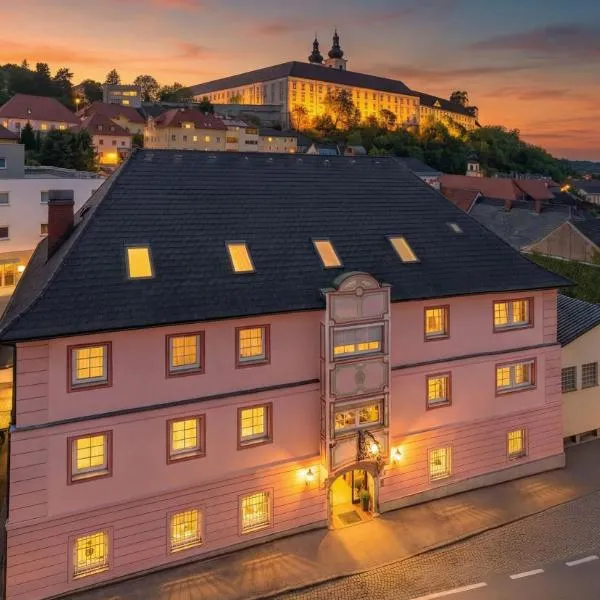 Hotel Schlair, hotel v mestu Kremsmünster