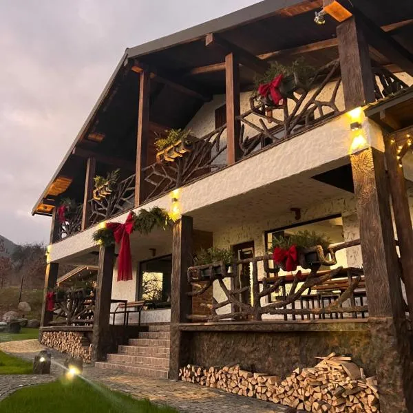 Chalet "Family", hotel in Suskovo