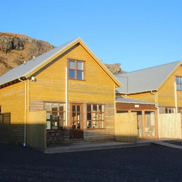 Malarhorn Accommodations، فندق في Drangsnes