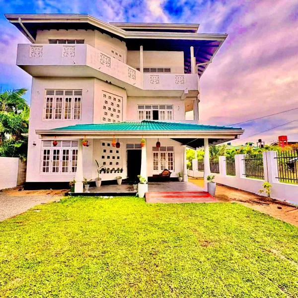 The Continental Hotel, hotel v destinaci Seeduwa