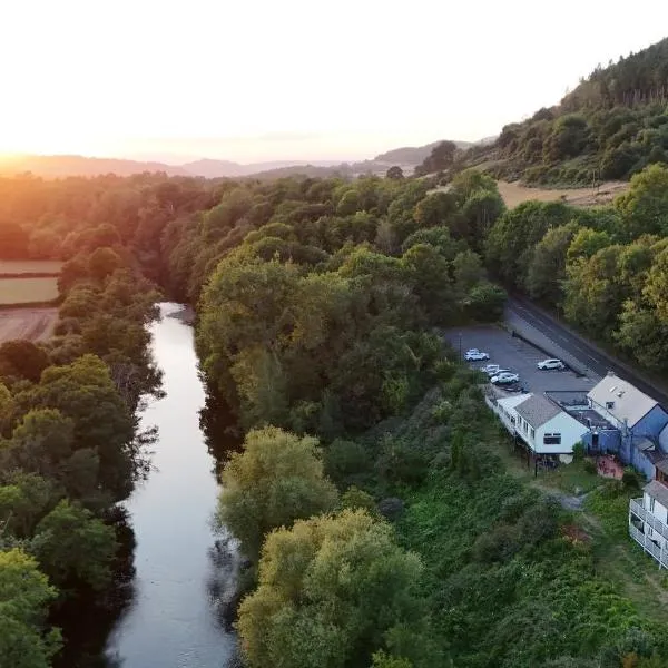 Roadhouse Llanwenarth, hotel v mestu Abergavenny