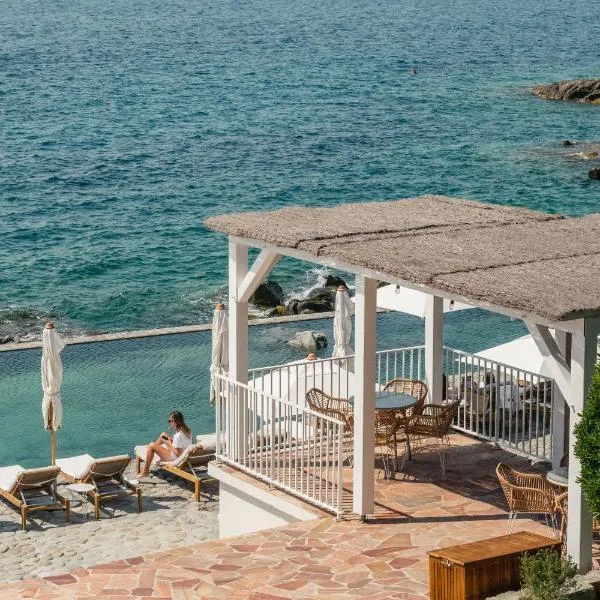 Les Roches Rouges, a Beaumier hotel, hotel v mestu Saint-Raphaël