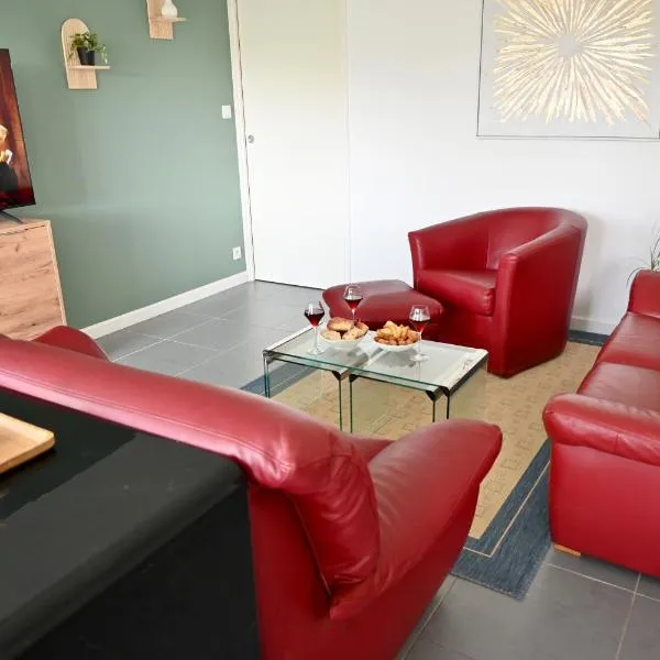 Maison moderne avec jardin sans vis-à-vis, idéal professionnels et familles, hotell i Vannes