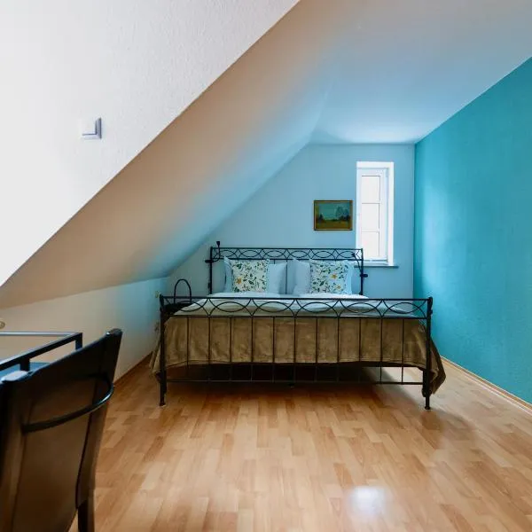 Altstadt Apartment für 6 Personen mit Stellplatz, hotel a Memmingen