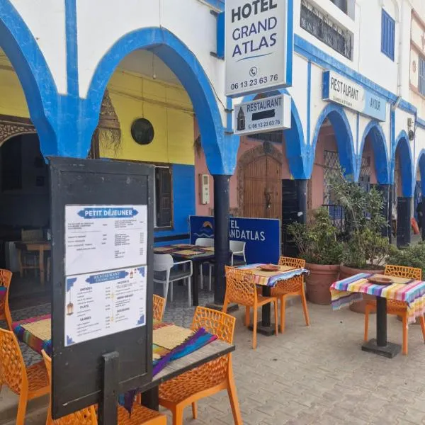 Hôtel grand Atlas, Hotel in Mirleft