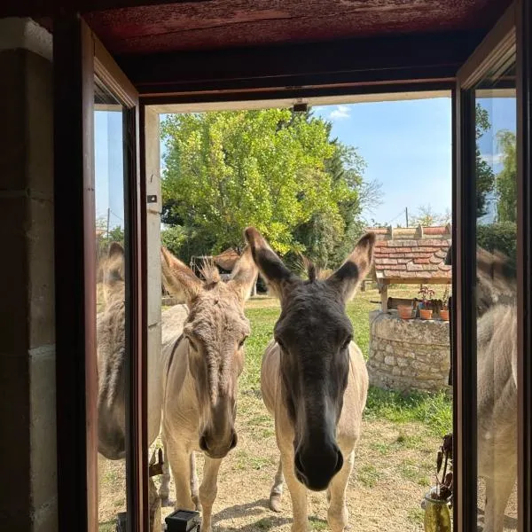 Le Hameau des Ânesses, hotell sihtkohas Courgains