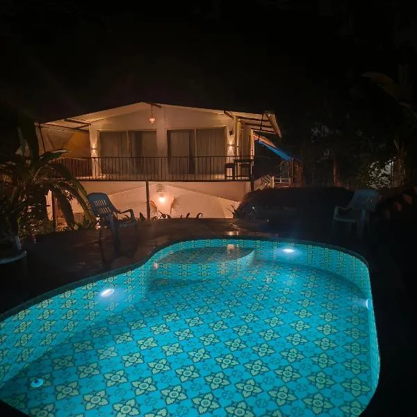 사오림에 위치한 호텔 Greek "Jungle Villa", with private Waterfall and Pool