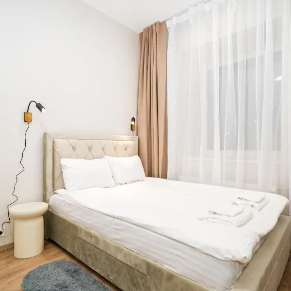 Airport-Bus - 13 North Studios - Apartment 1, hotel a Tallinn