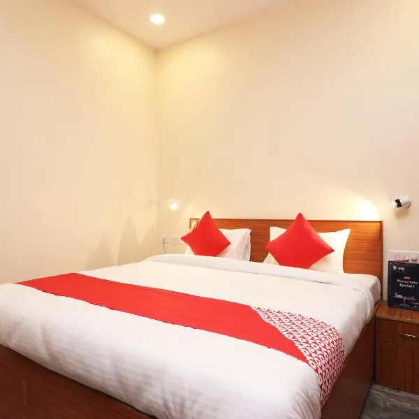 Hotel O Meerut International: Meerut şehrinde bir otel