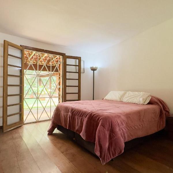 Casa Sítio no Centro da Granja Viana - Foto 2