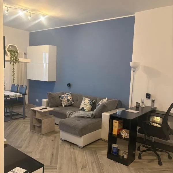 Pella House, hotel ad Airasca