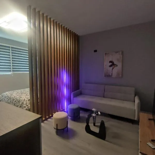 My Daily Home, hotel u gradu Fier
