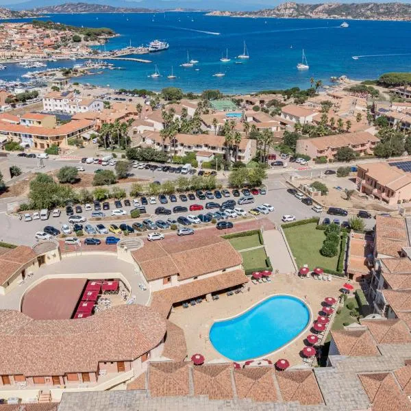 Club Esse Posada, khách sạn ở Palau