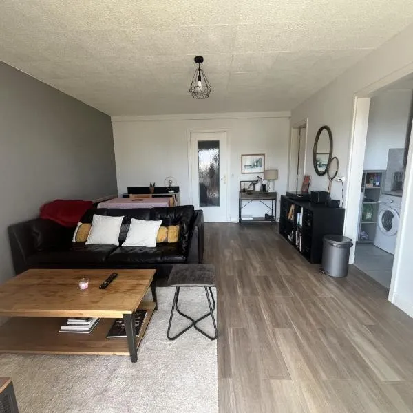 Appartement 10 min à pied de la plage, ξενοδοχείο σε Quiberon
