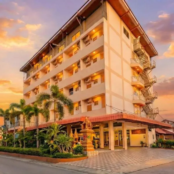 SCN City Centre Hotel Rayong, hotel i Ban Chang