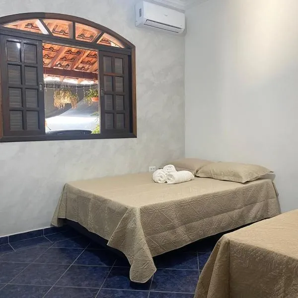 Casa de Temporada a 500m da Basílica com ar-condicionado, hôtel à Aparecida
