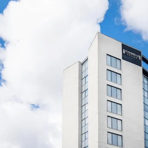 Staybridge Suites Birmingham by IHG, хотел в Бирмингам