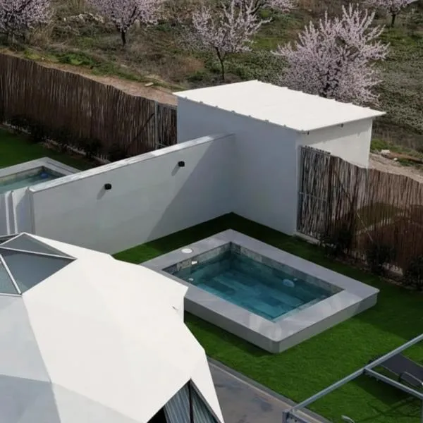 Nyxia Dome, מלון בקרבקה דה לה קרוז