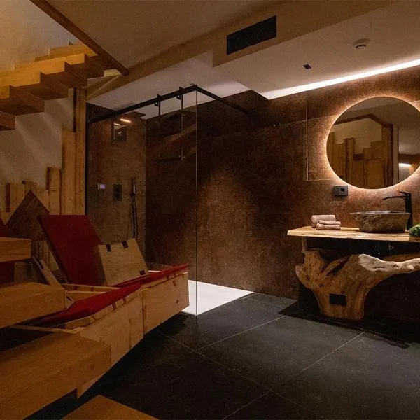 SKY LOVE Luxury Chalet, hotel en Andalo
