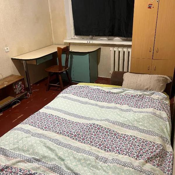 Квартира біля метро 23 Серпня, Hotel in Charkiw