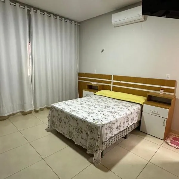 Casa familiar no Campestre, tranquila e bem localizada, hotel sa São Raimundo Nonato
