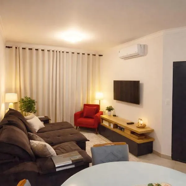 Casa Jack&Mari, 2 quartos, ar condicionado, 600m da praia, hotel in Itapoa