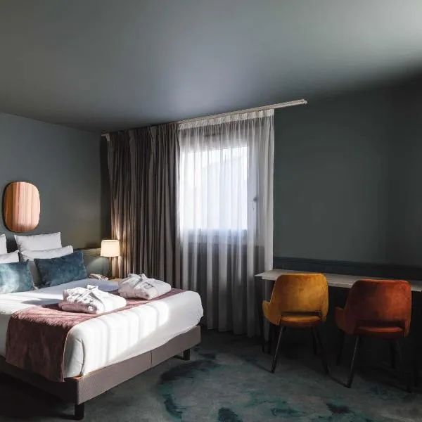 Viesnīca Hôtel Mercure Lyon Centre Charpennes Parc de la Tête d'Or pilsētā Vilērbāna