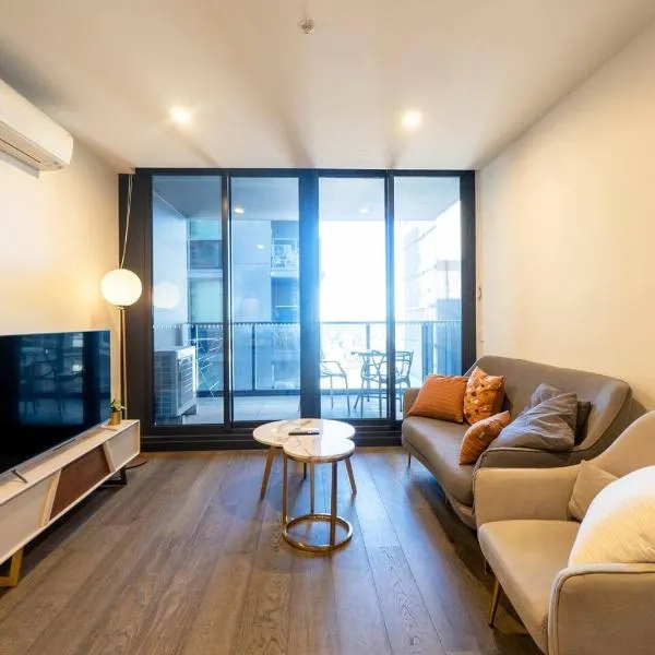 The Valley Edit | Designer Stay, Carpark + Pool - Apartment، فندق في بريزبين