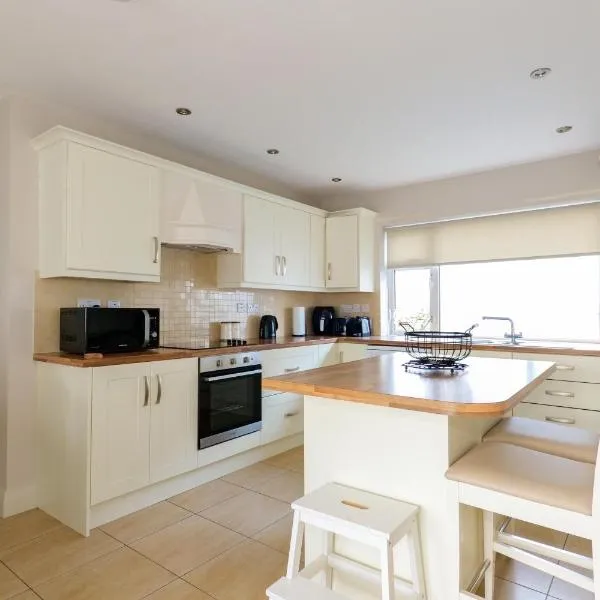 Cozy Connemara Family Retreat, hôtel à Derroogh