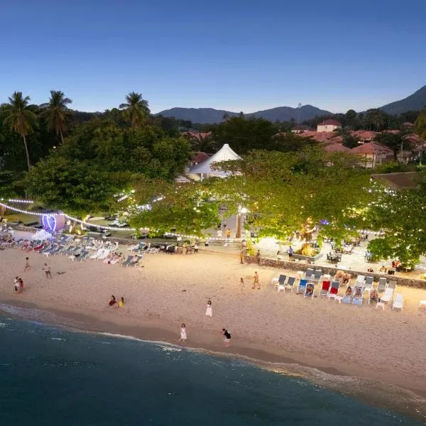 Blue Bay Resort - Access to Pool and Beach-Phuket & Krabi, hotel en Koh Yao Yai