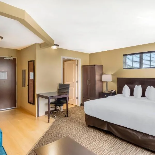 MainStay Suites Jacksonville near Camp Lejeune, hotel v destinácii Jacksonville