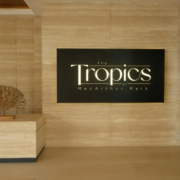 The Tropics at MacArthur Park, hotell i Palo