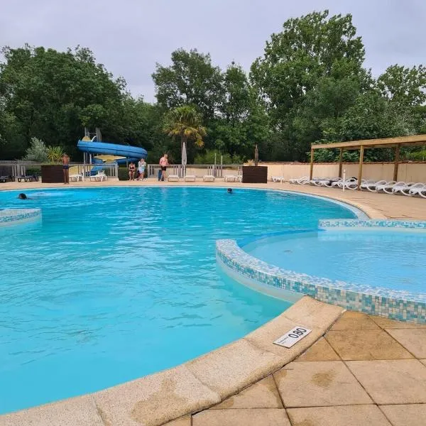 MH TV 3ch 6pers. La Tranche-sur-Mer. O'Gliss Park, khách sạn ở Angles