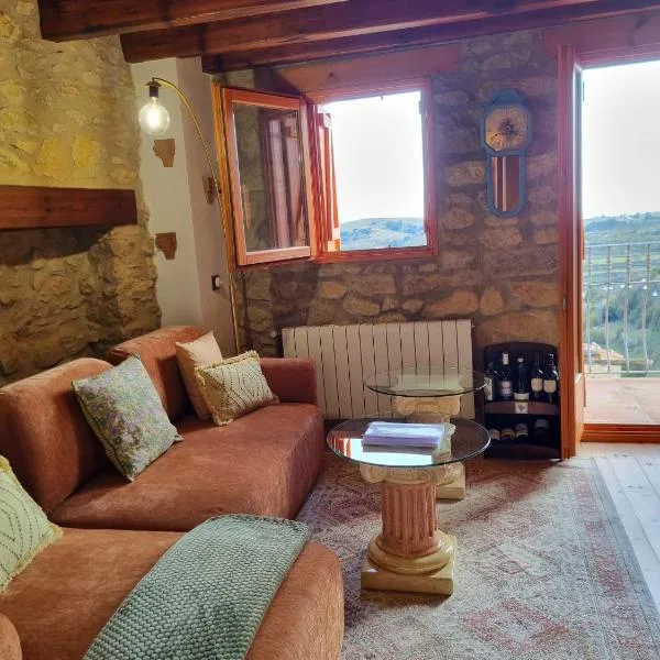 Casa Rural Haiku โรงแรมในBojar