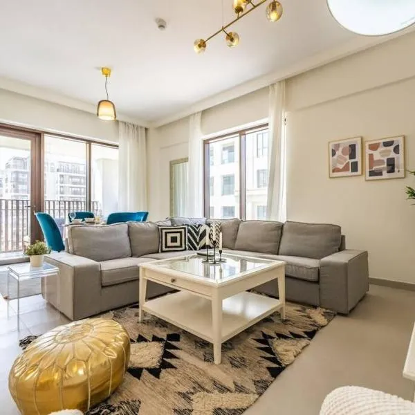 Dubai Creek Gem, Stylish Condo With Two Balconies, מלון בדובאי