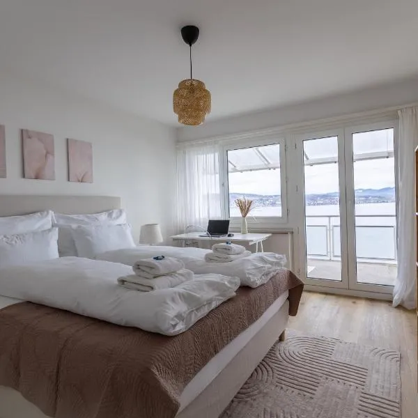 Horizon 62 I Zürich Lakeside Apartment I Modern I Free Parking I Self-Check-In, מלון בRichterswil