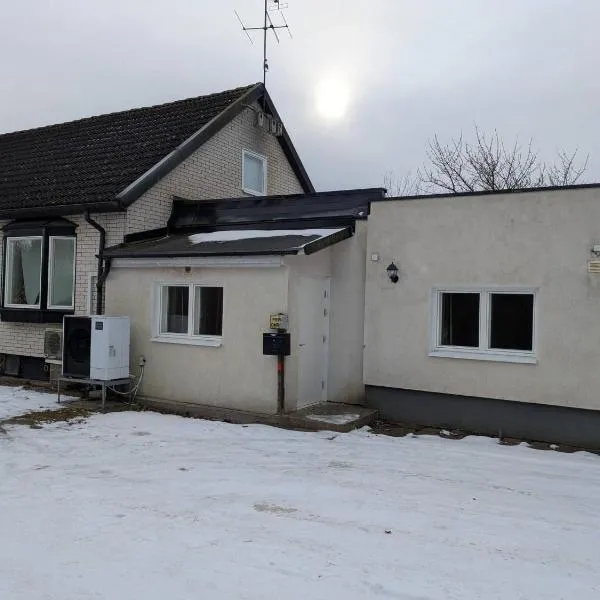 A charming countryside accommodation near Malm, Hotel in Oxie