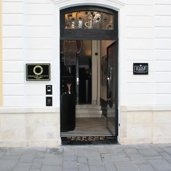 Sparano Palace - Luxury Maison, hotel en Bari