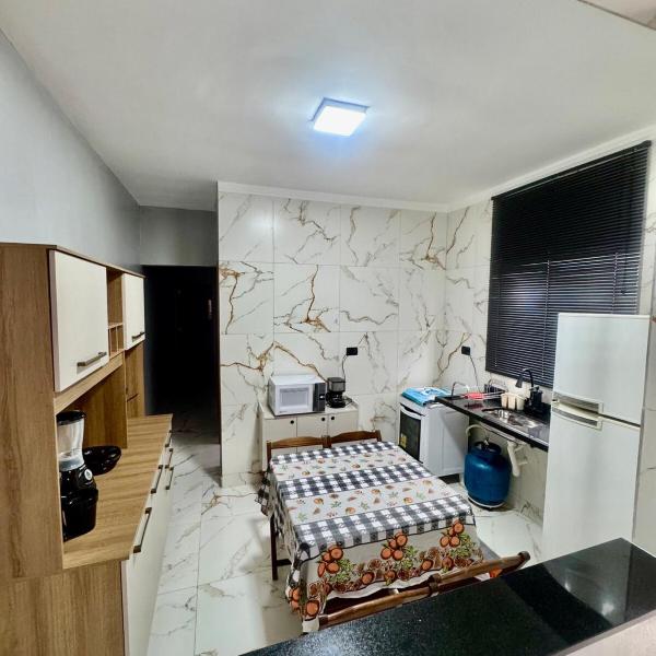 Casa Completa com garagem e WI-FI - A 70m da praia - Foto 4
