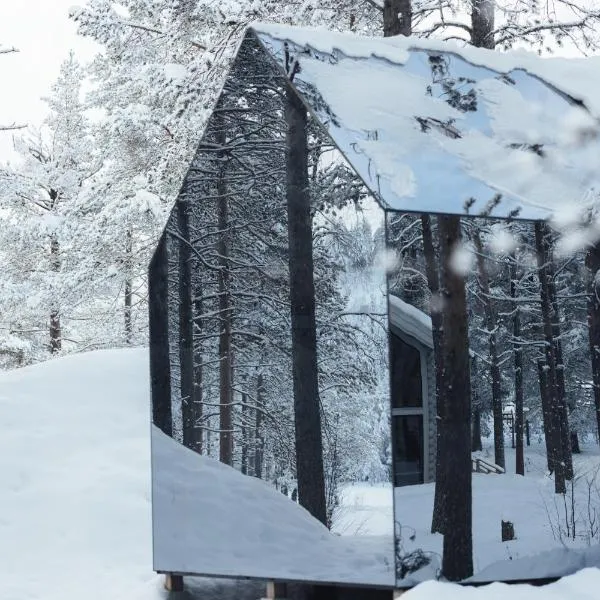Sāmeland Retreat, Mirrored Glass Cabins, Swedish Lapland, ξενοδοχείο σε Arvidsjaur