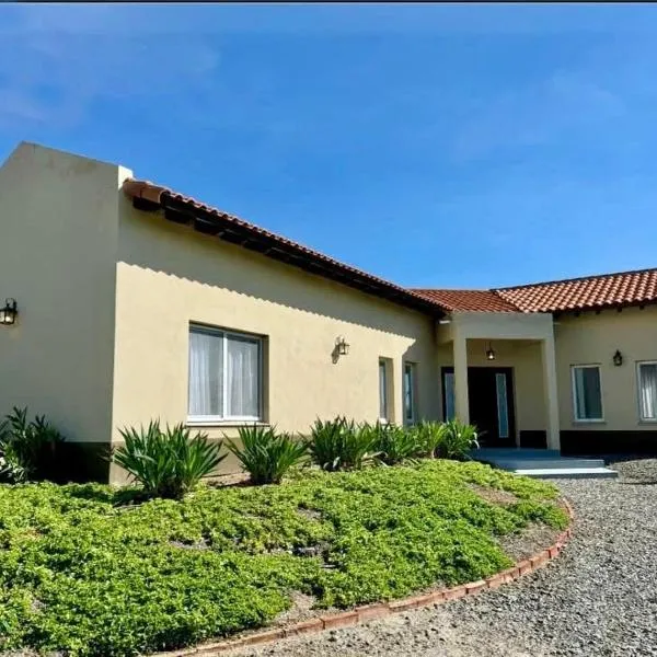 CASA CIEN Wine stay-Estancia de Cafayate, hotell i Cafayate